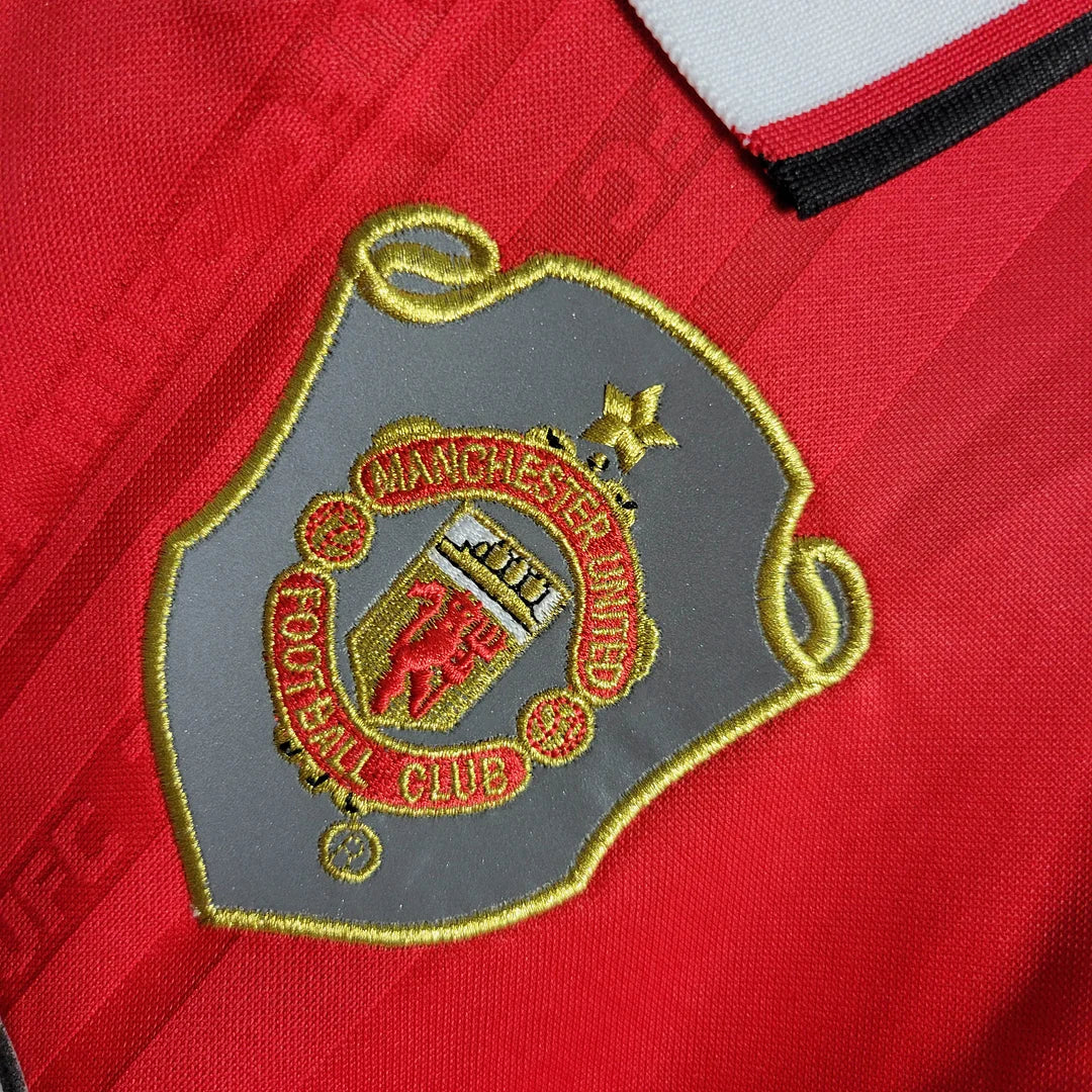 Man United 99/00 UCL Home Kit