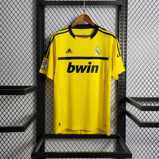 Real Madrid 11/12 Goalkeeper Kit