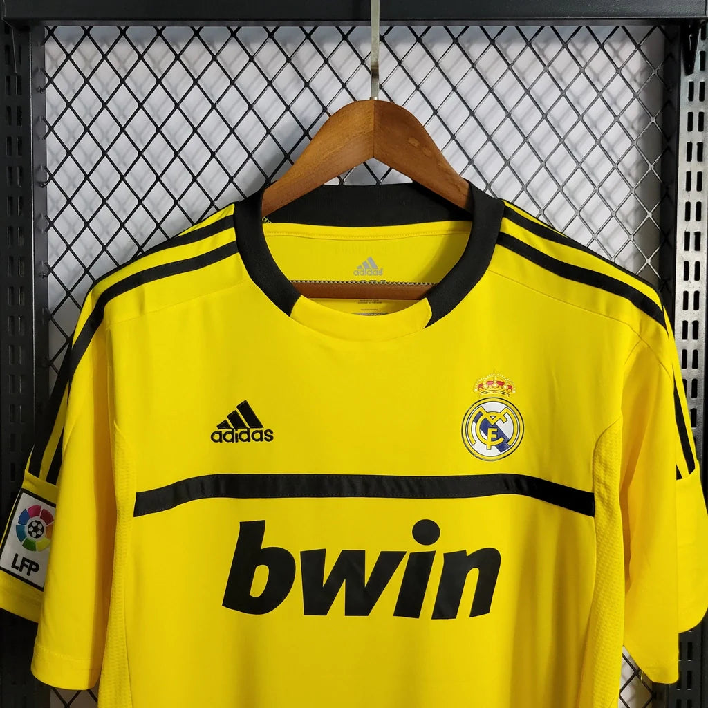 Real Madrid 11/12 Goalkeeper Kit
