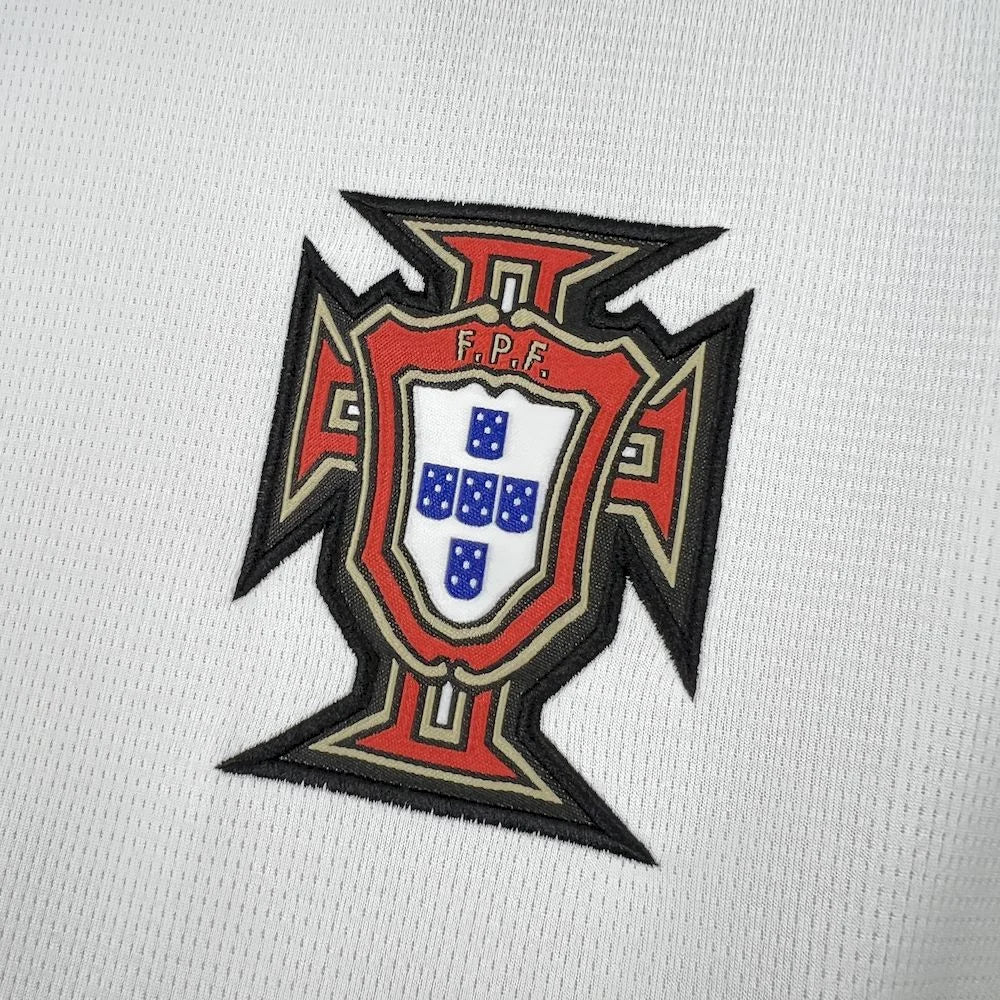 Portugal 26/27 White Special Kit