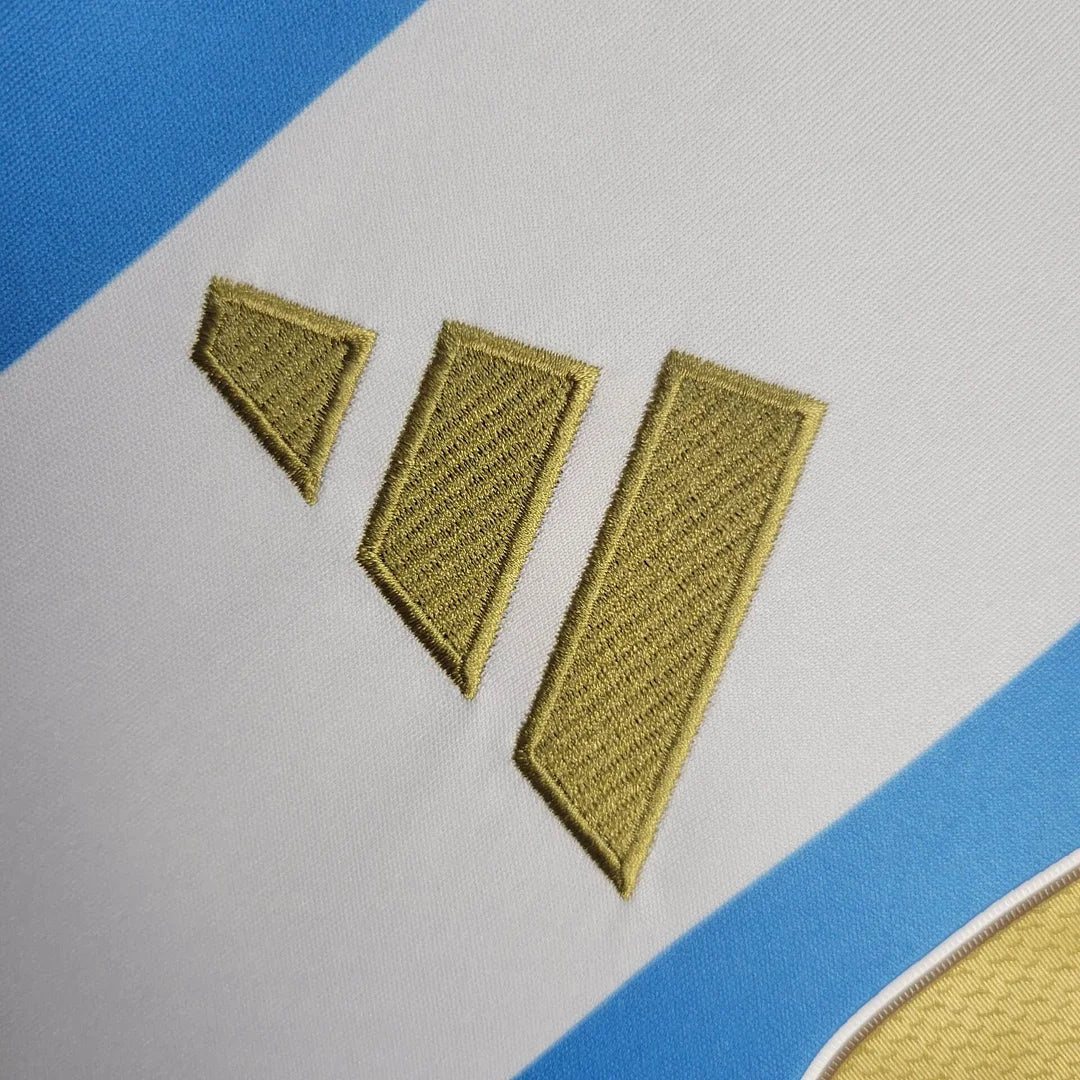 Argentina 24/25 Home Kit