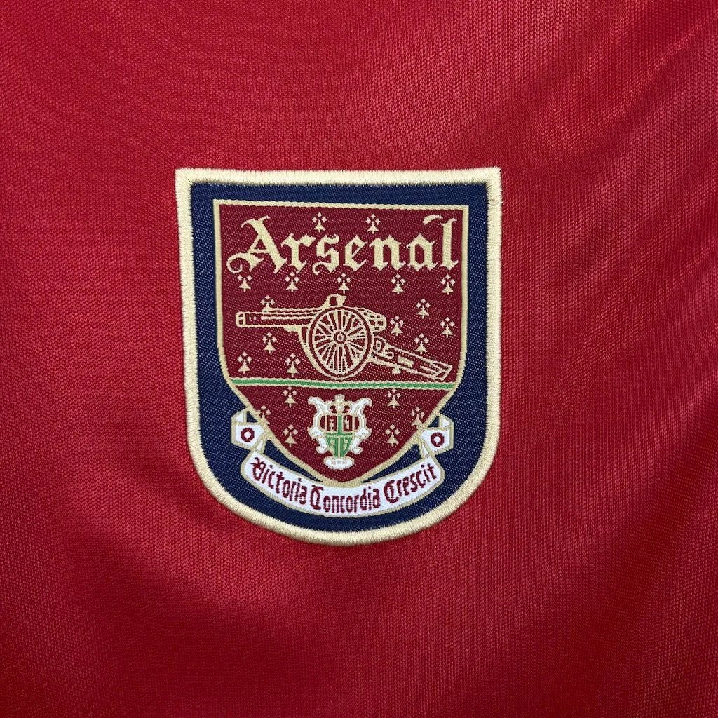 Arsenal 00/01 Home Kit