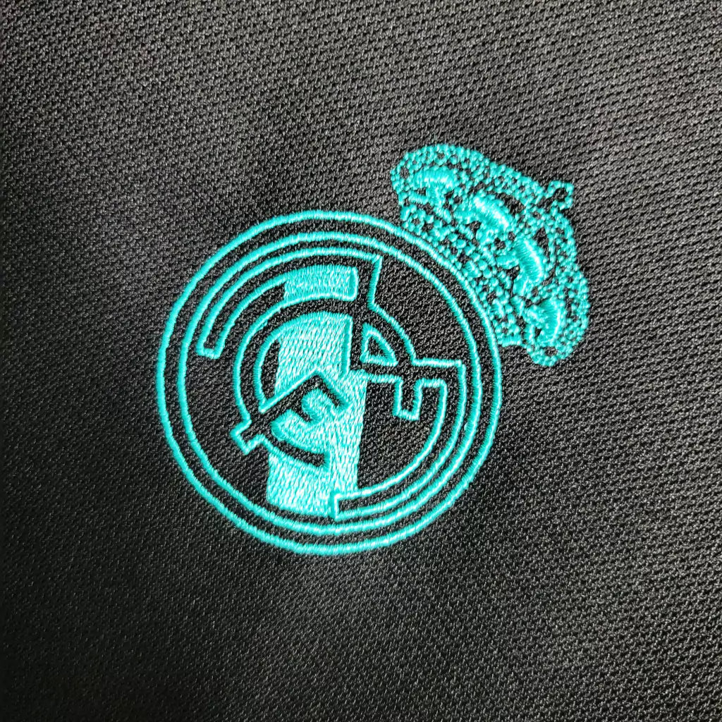 Real Madrid 17/18 L/S Away Kit