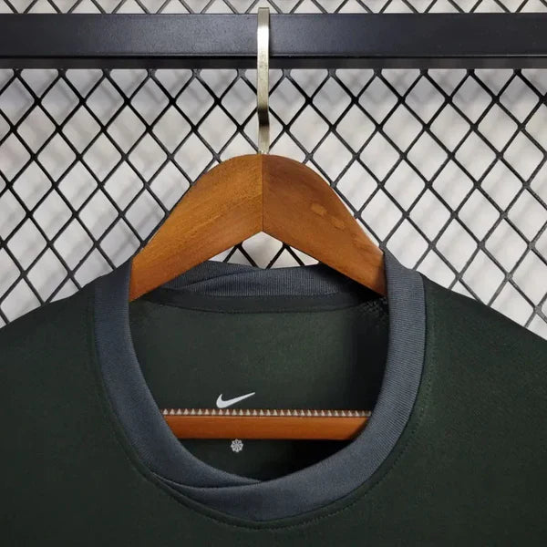 Liverpool 24/25 Away Kit