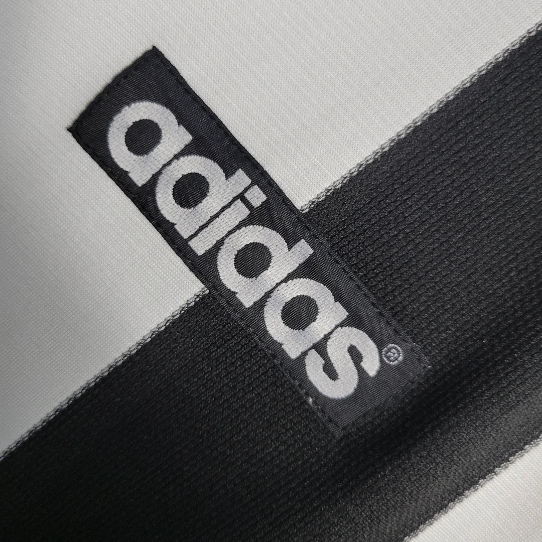 Newcastle 97/98 Home Kit