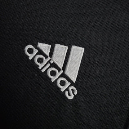 Newcastle 00/01 Away Kit