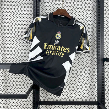 Real Madrid 25/26 Black Nocturno Special Kit